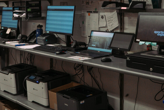 Vente en ligne (3) - Générique